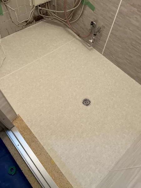 浴室タイル床シート施工　横浜市S様邸のアフター画像