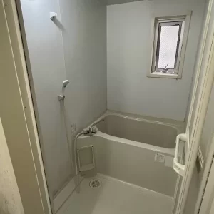 浴室シート施工　茅ヶ崎市　賃貸物件のサムネイル